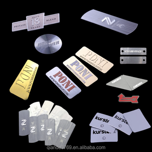 कस्टम ओएम चांदी-प्लेटेड धातु नाम प्लेटों के साथ व्यावसायिक उपहार के लिए घर सजावट-थोक - Product Image 2