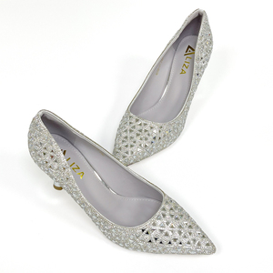 Escarpins pour femmes de style italien avec strass, design à bout pointu, talons hauts élégants pour les banquets - Product Image 6