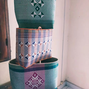 Sacs fourre-tout artisanat de Madagascar, simplicité urbaine, faits à la main pour le quotidien et la vente en gros - Product Image 1