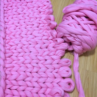 Laine douce et épaisse Jumbo Roving Top comme 8cm d'épaisseur 100% fil épais moelleux acrylique volumineux pour le tricot des bras