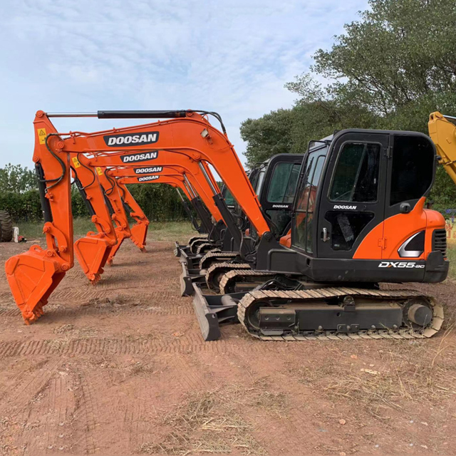 Low Price Crawler Excavator DX55 DX60 DX75 Used Excavators for Doosan