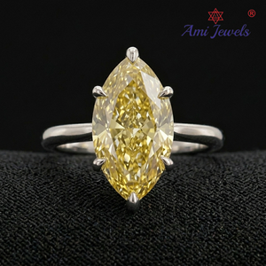 Bague en platine sertie de diamants de qualité supérieure pour femmes, bijoux de mariage élégants et minimalistes avec un attrait de mode contemporain - Product Image 1