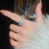 Mutiara Zircon cahaya Perancis mewah kelas tinggi merasa indeks ornamen jari elegan langka Mode grosir cincin terbuka