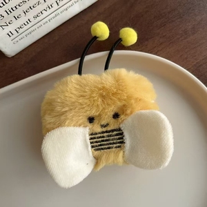 Funda Protectora de Peluche para <span class=keywords><strong>AirPods</strong></span> 1 2 3 <span class=keywords><strong>4</strong></span> <span class=keywords><strong>Pro</strong></span> 2 3 <span class=keywords><strong>Max</strong></span>, para Mujeres y Chicas, Cálida y Suave - Product Image 4