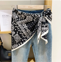 Op maat gemaakte logo zachte katoenen letter paisley geprinte zoomverlenger gelaagde heupbeschermer bandana bijpassende decoratie voor jeans