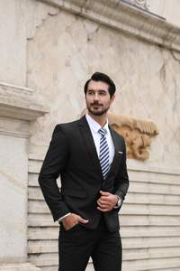 Completo da <span class=keywords><strong>Uomo</strong></span> 2 Pezzi Slim Fit per Matrimonio, Cena o Business: Giacca e Pantaloni con Chiusura Monopetto e Bottone Frontale in Tessuto Pettinato - Product Image 2