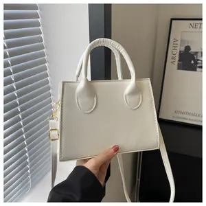 간단한 패션 지갑과 핸드백 2024 작은 사각형 여성 숄더 백 단색 저렴한 가격 여성 핸드백