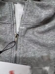 ผู้ผลิตชุดลำลองผู้หญิงแบบสองชิ้น เสื้อฮู้ดแขนยาวแบบมีซิป ชุดวอร์มผู้หญิง - Product Image 4