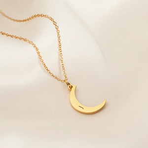 <span class=keywords><strong>Collana</strong></span> <span class=keywords><strong>Luna</strong></span> di Inspire Jewelry, <span class=keywords><strong>Collana</strong></span> Personalizzabile con Lettera e <span class=keywords><strong>Luna</strong></span>, Gioiello Popolare in Acciaio Inossidabile, Regalo per Donne - Product Image 6