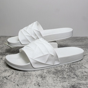 Happyslide Collection été/hiver 2024, tongs de plage pour hommes de haute qualité, légères, blanches, en toile douce, résistantes à l'usure - Product Image 3