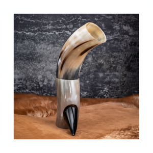 Cuerno Natural para Beber Estilo Vikingo de Alta Calidad Pulido Ecológico Diseño Animal de Cuerno de Búfalo - Product Image 1