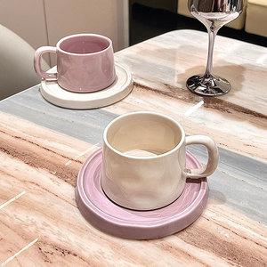 Ensemble de tasses à café en céramique rose nordique avec soucoupe, réutilisables, créatives, décoratives pour la maison, pour le petit-déjeuner, le latte, le thé - Product Image 4