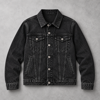 Veste en jean vintage délavée noire à logo personnalisé du fabricant, coupe lourde, style streetwear, avec fermeture boutonnée, type trucker