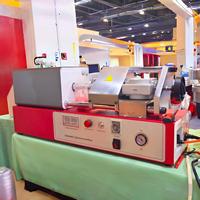 Machine d'injection automatique de prothèses dentaires flexibles, contrôle de pression pneumatique automatique pour la fabrication de prothèses Valplast en laboratoire dentaire