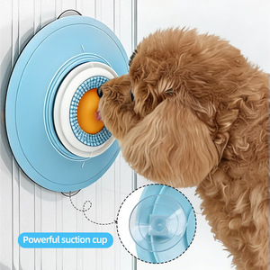 Jouet interactif pour lécher pour chiens et chats 360 °   Balle distributrice de nourriture rotative à ventouse puissante, jouet anti-anxiété et de recherche de nourriture - Product Image 4