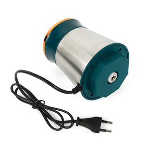 Grande tritacarne elettrico da 2 litri per uso domestico ed esterno macchina per il riempimento di carne macinata con caratteristiche di miscelazione e cottura - Product Image 3