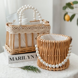 Sac cabas en rotin tressé fait main avec poignée perlée, style vintage, pour femme, idéal pour l'été - Product Image 3