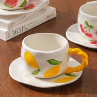 Ensemble tasse à café et soucoupe en céramique à motif de fruits créatif, élégante tasse à eau en céramique