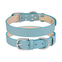 Collier réglable en cuir PU pour chien et chat, collier de couleur unie pour animaux de compagnie, accessoires confortables anti-étranglement pour chiens et chats
