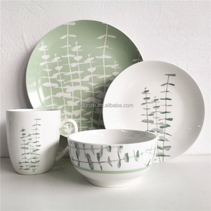 <span class=keywords><strong>Service</strong></span> <span class=keywords><strong>de</strong></span> vaisselle nordique bon marché, 16 pièces, <span class=keywords><strong>service</strong></span> <span class=keywords><strong>de</strong></span> <span class=keywords><strong>table</strong></span> en <span class=keywords><strong>porcelaine</strong></span> avec décalcomanie - Product Image 5