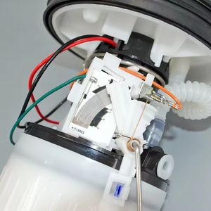 Ford Focus 2 Mazda 3 için yakıt pompası montajı (2004-2012) 3M519H307AV LF66-13-35XG 3N619H307 E8591M ZY081335XA 1602781 - Product Image 4