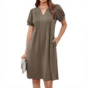 Robe midi décontractée d'été pour femme, col en V, manches bouffantes, coupe trapèze, couleur unie, respirante, avec poches - Product Image 4