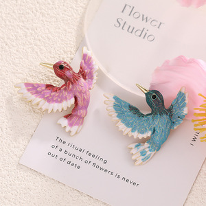 เข็มกลัดแฟชั่นรูปสัตว์นกโลหะผสมสังกะสีสีฟ้าและสีชมพูของขวัญสำหรับผู้หญิงเครื่องประดับอุปกรณ์เสริม - Product Image 2