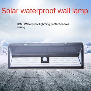 Lampe murale et projecteur solaire à détecteur de mouvement LED DC étanche IP65 pour décoration de jardin et de cour - Product Image 2