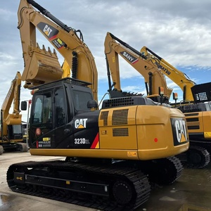 Excavadora Usada Caterpillar CAT323D2L 95% Nueva, 23T, Mediana, de Japón, Maquinaria de Construcción Usada - Product Image 2