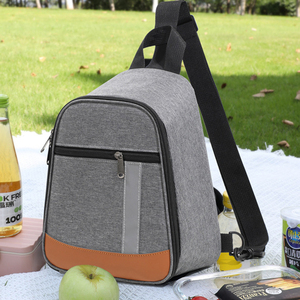 Petite boîte à lunch à bandoulière pour hommes femmes adultes boîte à lunch étanche <span class=keywords><strong>sac</strong></span> <span class=keywords><strong>isotherme</strong></span> pour la randonnée <span class=keywords><strong>sac</strong></span> à <span class=keywords><strong>dos</strong></span> à lunch isolé - Product Image 2