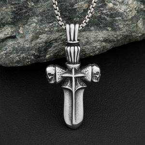 Collier pendentif croix de crâne Yunnique en acier inoxydable pour homme, bijou de mode avec croix et épée - Product Image 4
