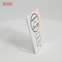 Présentoir de table NFC en plastique acrylique personnalisé avec code QR pour les médias sociaux du menu du restaurant Google Review