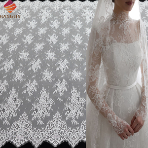 Tissu de <span class=keywords><strong>dentelle</strong></span> de mariée de mariage français 3*1.5 mètres de tissu de <span class=keywords><strong>dentelle</strong></span> de Chantilly blanc <span class=keywords><strong>ivoire</strong></span> - Product Image 1