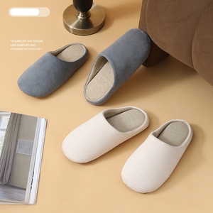 Daim bas mémoire <span class=keywords><strong>éponge</strong></span> doux muet japonais coton pantoufles unisexe hiver anti-dérapant confortable bureau intérieur coton chaussures pour femmes - Product Image 3