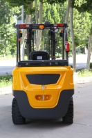 Chariot élévateur électrique Solreign CPD100 10 tonnes, usage intensif, batterie lithium-ion 96V, cabine entièrement fermée, déplaceur latéral hydraulique