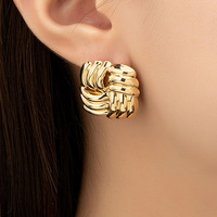Song Yi OEM Explosive carré torsion croix wrap percé oreille clip femmes vintage géométrique tissage texture boucles d'oreilles