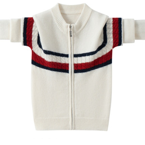 Maglione Cardigan in Cashmere Casual lavorato a <span class=keywords><strong>maglia</strong></span> a righe grigio lavorato a <span class=keywords><strong>maglia</strong></span> con chiusura a blocchi di colore - Product Image 4