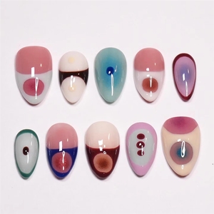 Ongles press-on personnalisés faits main printemps-été, 10 pièces/ensemble, <span class=keywords><strong>dessin</strong></span>é à la main et accents de perles, faux ongles amande réutilisables pour femmes - Product Image 2