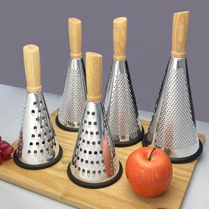 Top vendeur en gros professionnel 3 côtés conique légumes fruits <span class=keywords><strong>râpe</strong></span> Cutter métal manuel pomme de terre carotte Chesse râpes - Product Image 2