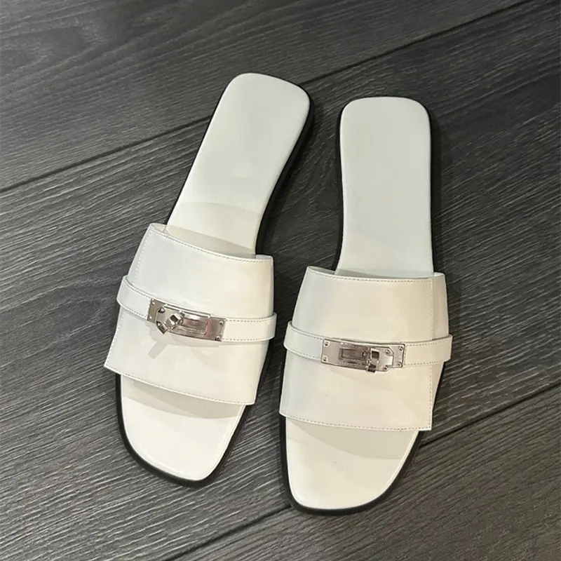XINZI yağmur yaz bayanlar deri slayt terlik Logo özel kare ayak yumuşak deri kadınlar açık düz sandalet