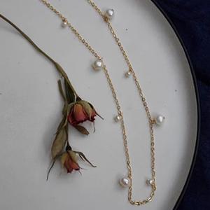 Collier en perles d'eau douce Small Satisfied Sky Star avec chaîne de clavicule en or 14 carats, personnalisé, tendance, esthétique classique - Product Image 5