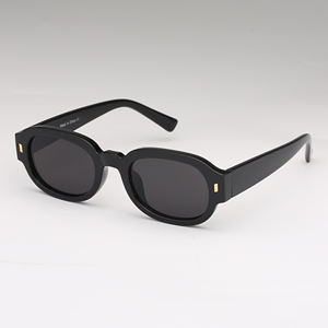 2025 nouvelles lunettes de soleil étroites unisexes OEM tendance avec protection UV400 couleur Pantone disponible - Product Image 4