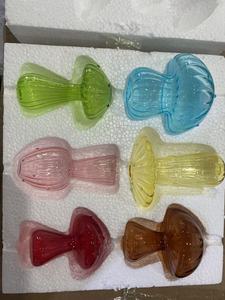 Lindo Florero de Vidrio con Forma de Hongo para una Sola Rosa, Florero de Vidrio para Centro de Mesa, Decoración para el Hogar, Bodas, Dormitorio, Sala de Estar - Product Image 6