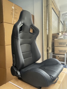 Sedili da Corsa in Pelle Modificata - Impermeabili, Pieghevoli con Binario, Adattabili Universalmente - Product Image 5
