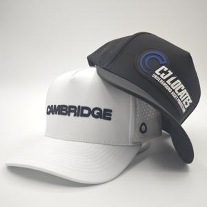 Casquettes de golf personnalisées avec logo en patch PVC, motif léopard/à pois, performance réglable, 5 panneaux, noires, casquettes de baseball sportives - Product Image 1