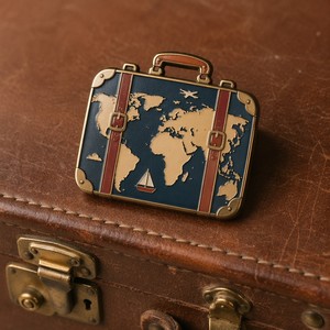 Imán de nevera vintage de viaje con diseños de maleta, brújula, cámara, globo, tarjeta de embarque y montaña, en bronce antiguo - Product Image 6