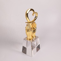 Signe de la mains dorées et du cœur, récompense personnalisé, en pierre de cristal K9, vente en gros