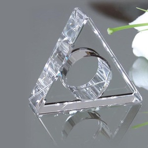 Servilletero de cristal triangular MH-00177B - Product Image 1