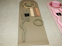 Ensemble d'accessoires de yoga et de Pilates en gros : poids de cheville réglables, tapis, ballon, barre, haltères, anneaux