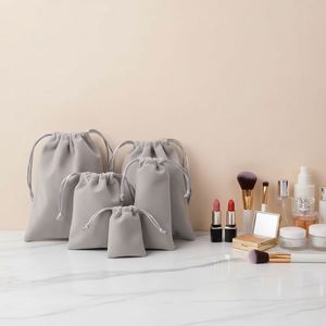 OEM Manufacture Wholesales Custom Logo Lash Jewelry Drawstring <b>Velvet</b> Pouch Cosmetics Packaging Bag - Product Image 2